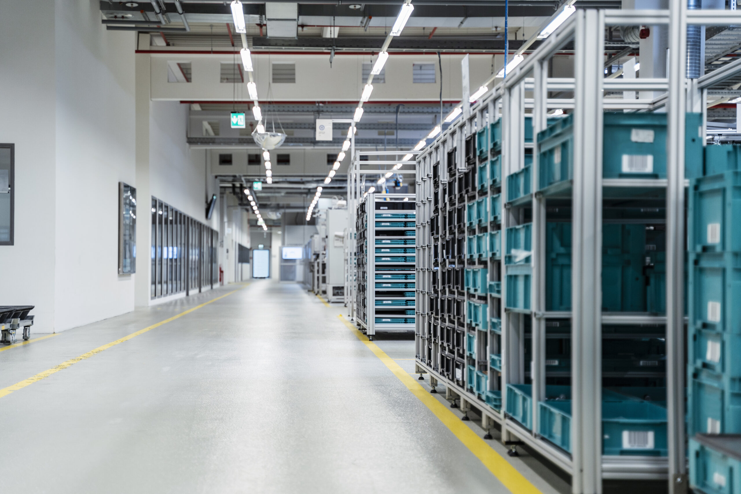 Magazyn energii BESS – korytarz serwisowy